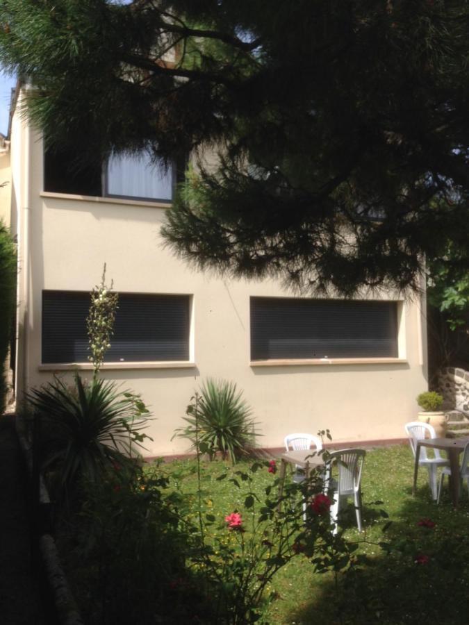 Bel Appartement En Rez De Jardin, 10Min Centre Et 300M Quais De Seine Wifi Rouen Exterior photo